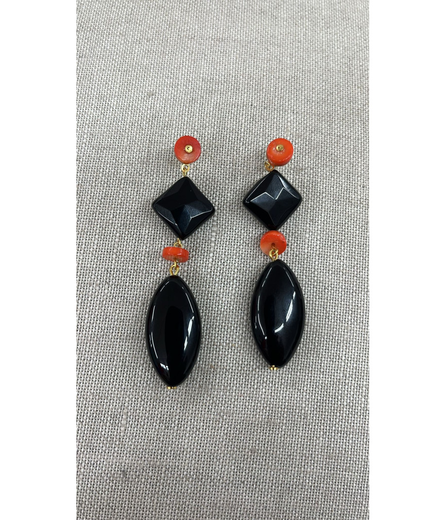 Pendiente Negro y Coral Rombo