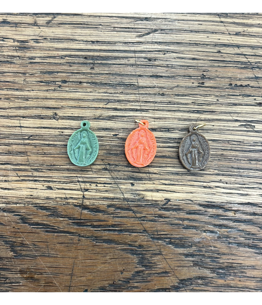 Charmants Medallas